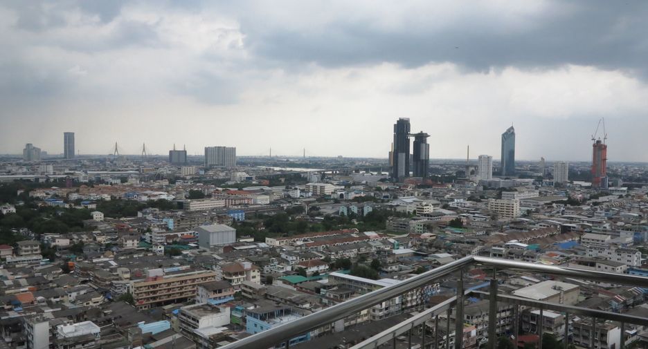 For rent 2 bedrooms condo in Bang Kho Laem, Bangkok