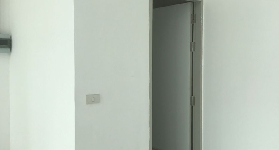 For rent studio condo in Din Daeng, Bangkok