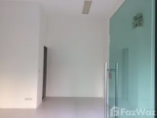 Аренда студия кондо в Дин Даенг, Бангкок