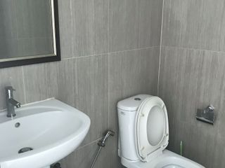À louer studio condo à Din Daeng, Bangkok