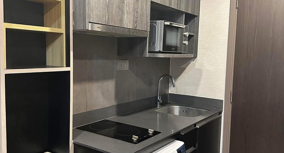 For rent 1 bed condo in Bang Rak, Bangkok