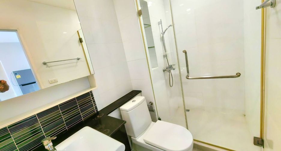 For rent 2 bedrooms condo in Bang Na, Bangkok