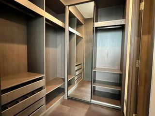 Condo en alquiler de 2 habitaciones en Khlong Toei, Bangkok