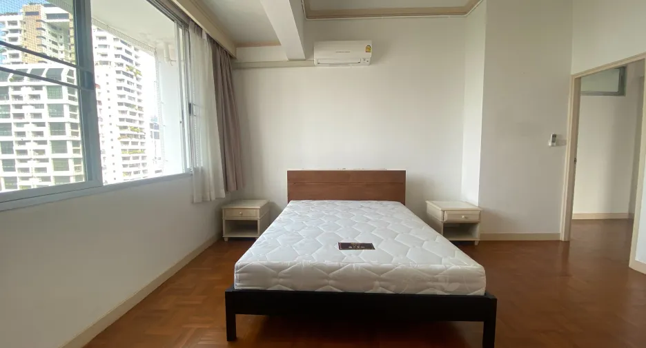 Apartment zur Miete mit 3 Zimmer in Watthana, Bangkok
