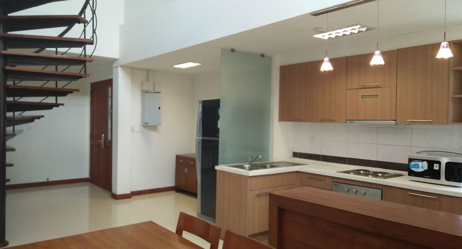 ให้เช่า 4 ห้องนอน คอนโด ใน บางนา, กรุงเทพฯ