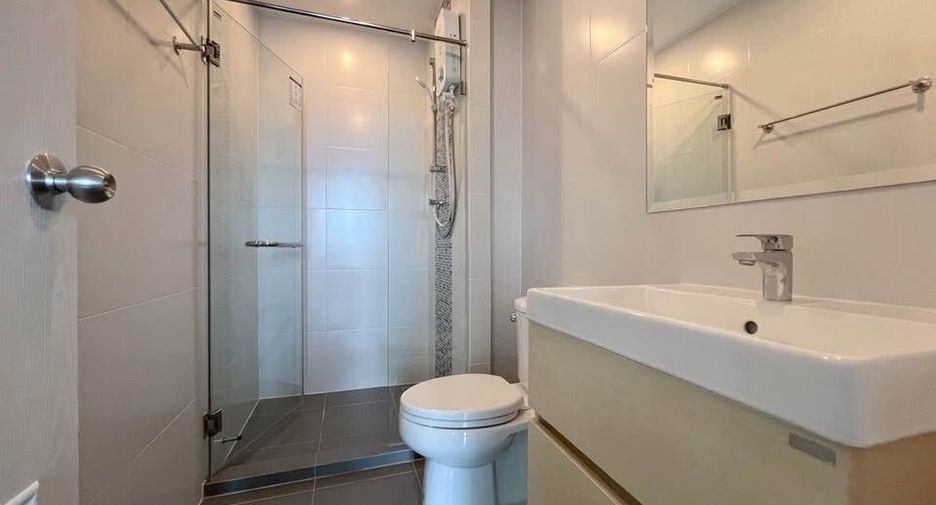 For rent 2 bedrooms condo in Bang Sue, Bangkok