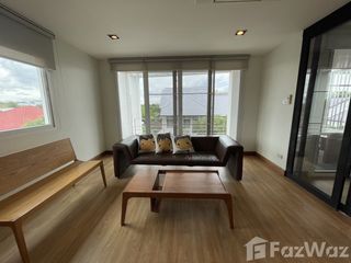 For rent 2 bedrooms apartment in Huai Khwang, Bangkok