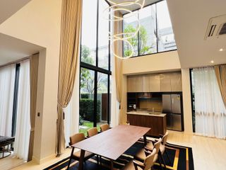 Haus zur Miete mit 4 Zimmer in Bang Kapi, Bangkok