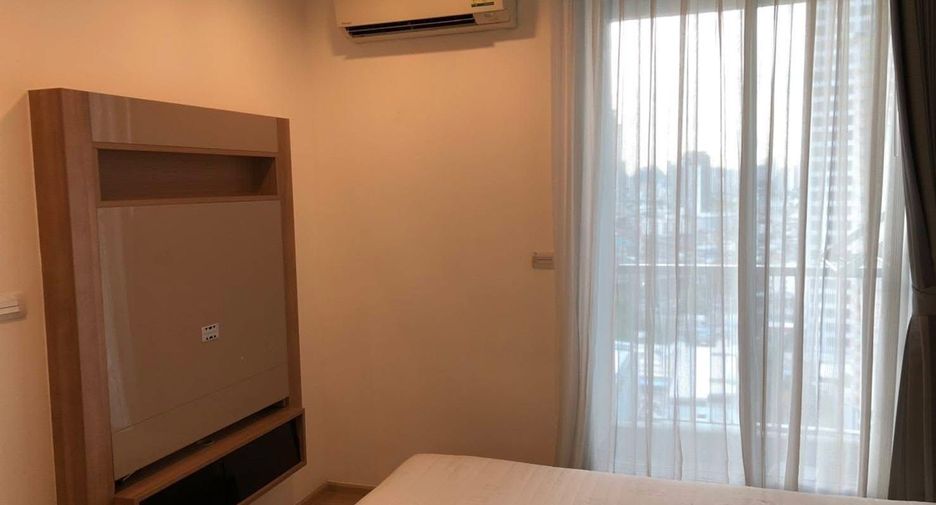 À louer 1 chambre condo à Phra Khanong, Bangkok