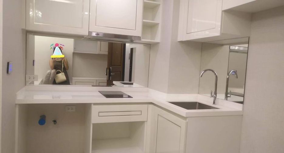 For rent 1 bed condo in Huai Khwang, Bangkok