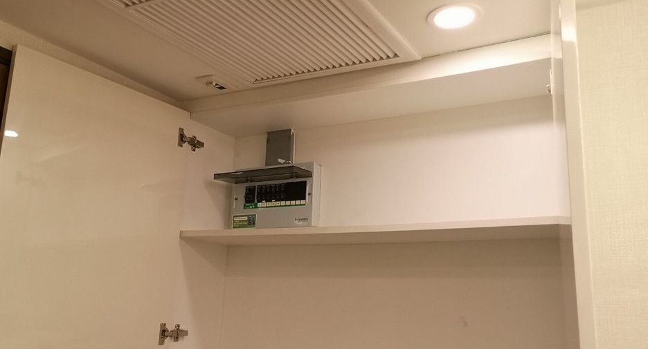 For rent 1 bed condo in Huai Khwang, Bangkok