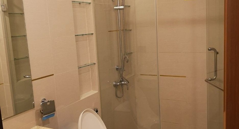 For rent 1 bed condo in Huai Khwang, Bangkok