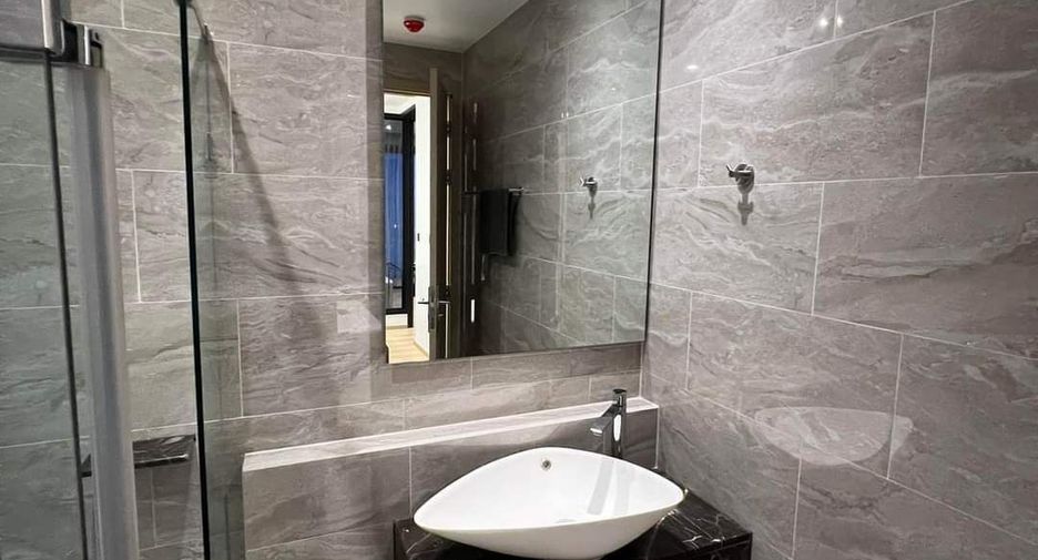 For rent 1 bed condo in Huai Khwang, Bangkok