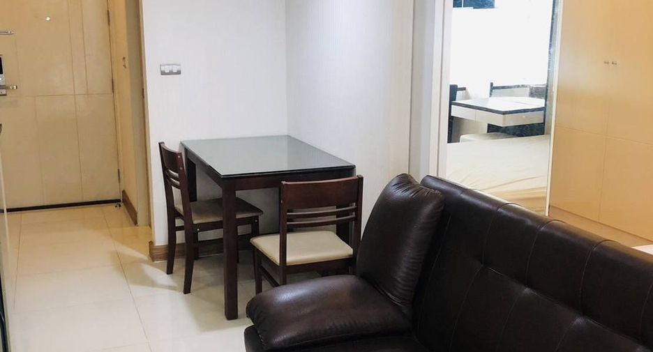 For rent 1 bed condo in Khlong Toei, Bangkok