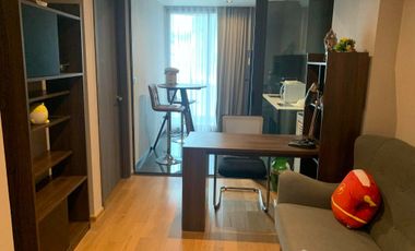 For rent 1 bed condo in Bang Rak, Bangkok