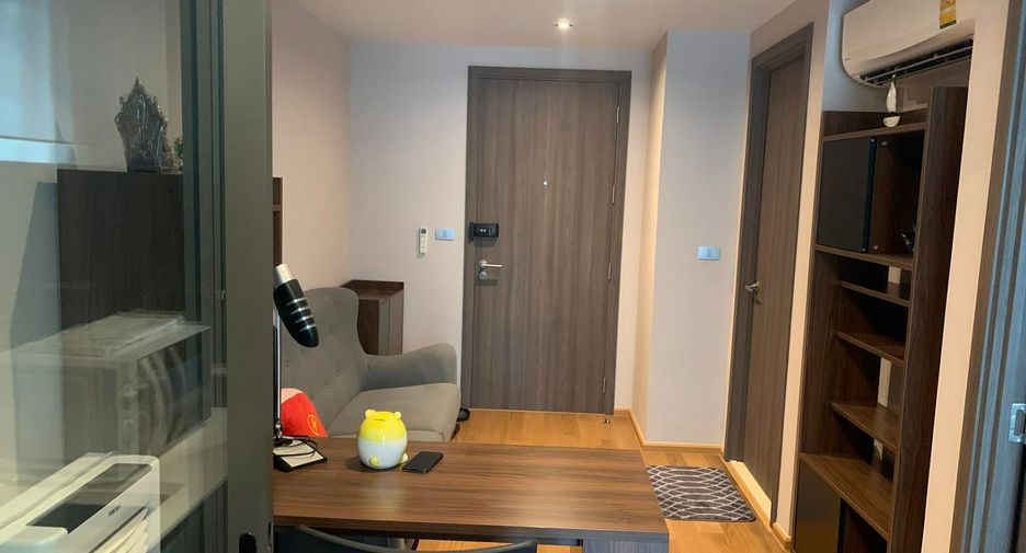 For rent 1 bed condo in Bang Rak, Bangkok