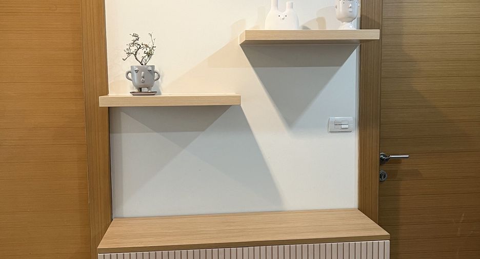 For rent 1 bed condo in Huai Khwang, Bangkok