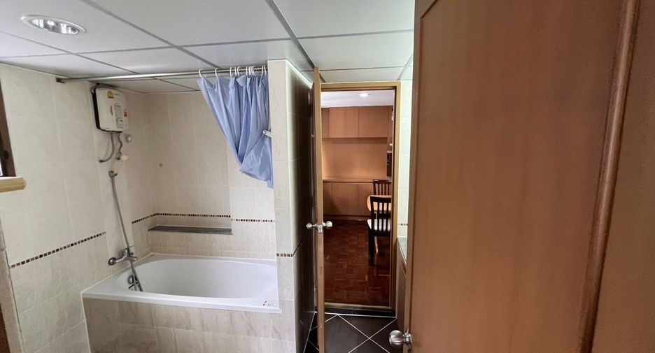 For rent 2 ベッドルーム apartment in Khlong Toei, Bangkok