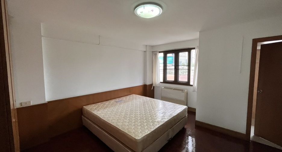 For rent 2 ベッドルーム apartment in Khlong Toei, Bangkok