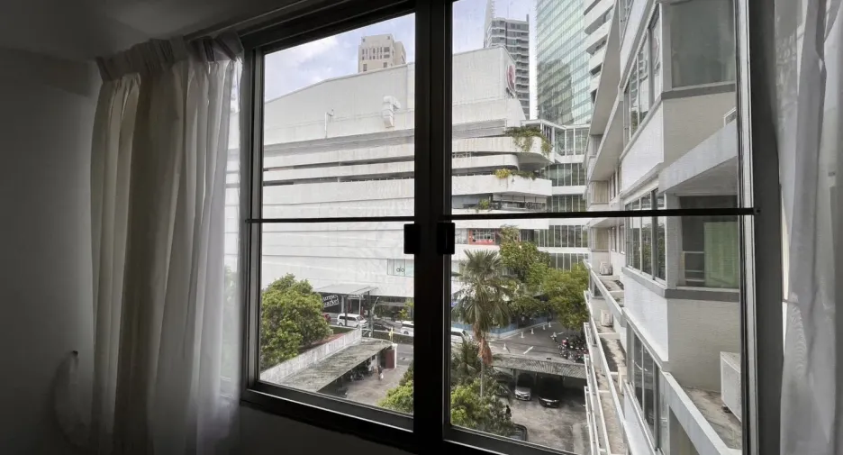 For rent 2 ベッドルーム apartment in Khlong Toei, Bangkok