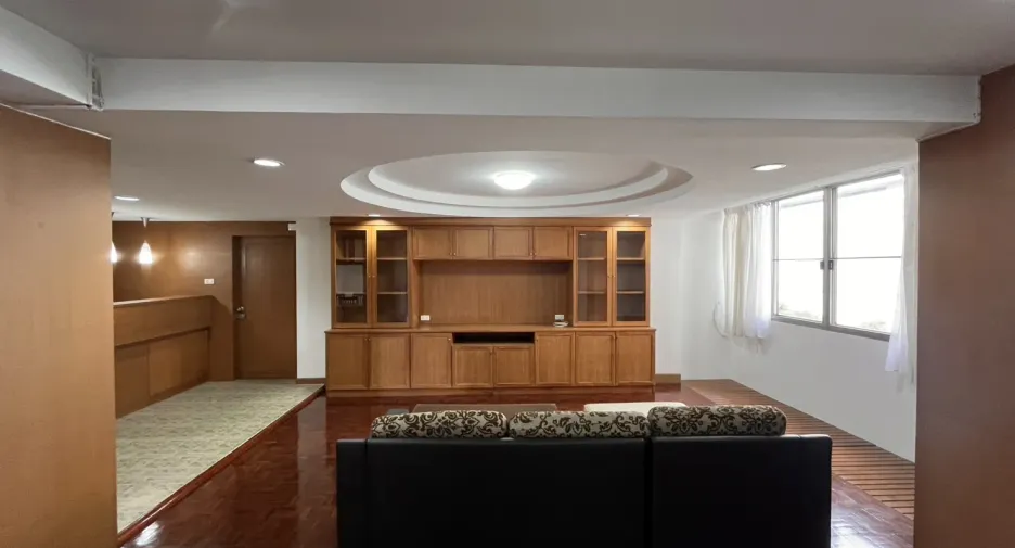 For rent 2 ベッドルーム apartment in Khlong Toei, Bangkok