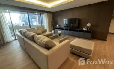 For rent 4 bedrooms condo in Watthana, Bangkok