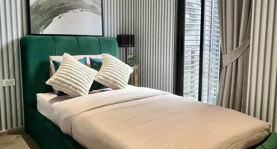 For rent 2 bedrooms condo in Khlong Toei, Bangkok