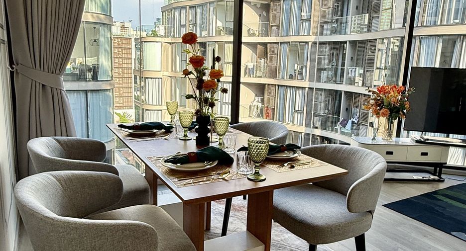 For rent 2 bedrooms condo in Khlong Toei, Bangkok