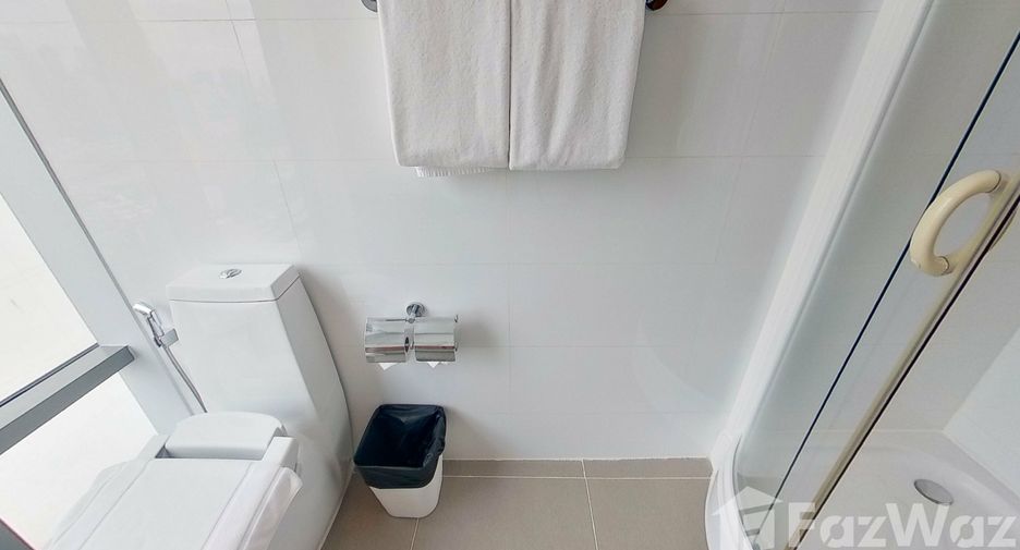 For rent 3 bedrooms condo in Pathum Wan, Bangkok
