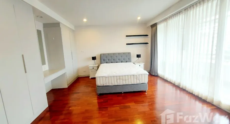 Apartamento en alquiler de 4 habitaciones en Watthana, Bangkok
