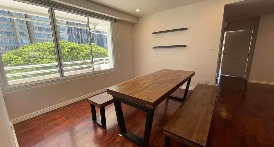 Apartamento en alquiler de 4 habitaciones en Watthana, Bangkok