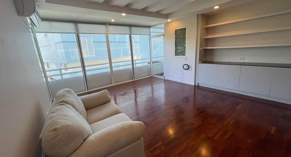 Apartamento en alquiler de 4 habitaciones en Watthana, Bangkok