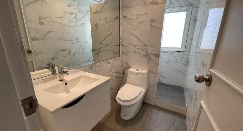 Apartamento en alquiler de 4 habitaciones en Watthana, Bangkok
