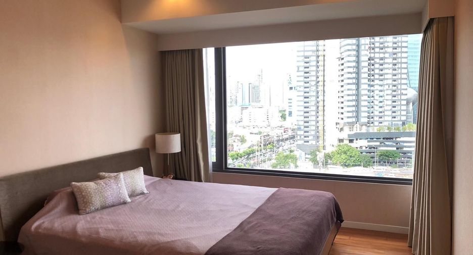 For rent 2 bedrooms condo in Sathon, Bangkok