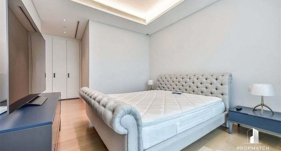 For rent 2 bedrooms condo in Pathum Wan, Bangkok