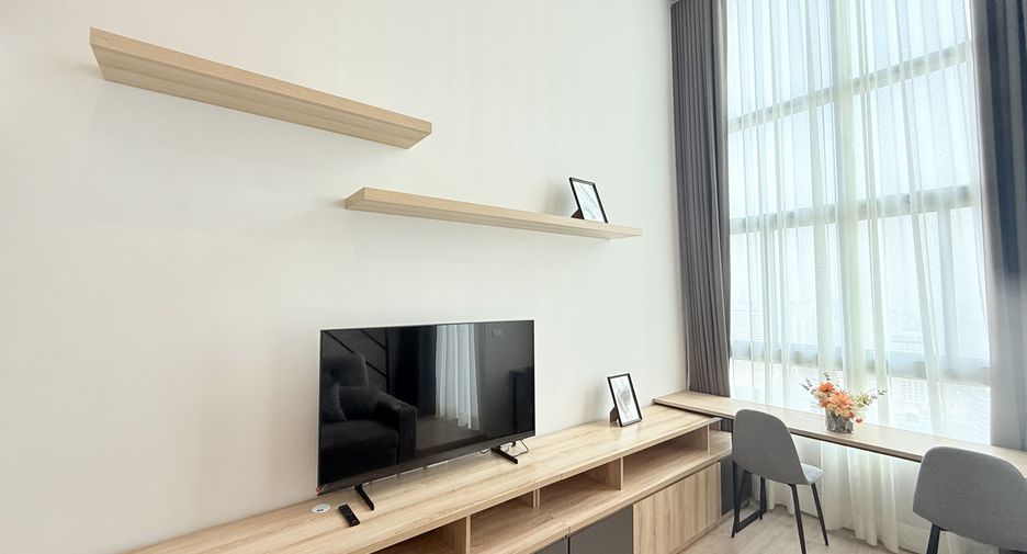 For rent 1 bed condo in Huai Khwang, Bangkok
