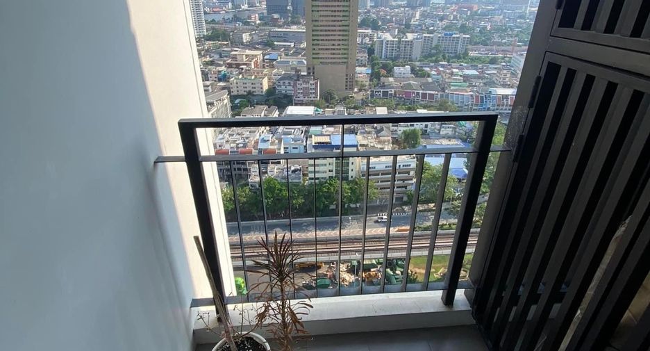 À louer 1 chambre condo à Khlong San, Bangkok