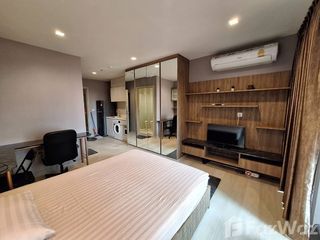 Wohnung zur Miete mit Studio in Pathum Wan, Bangkok