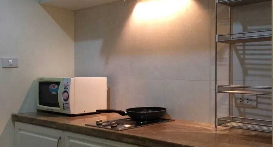 Wohnung zur Miete mit 1 Zimmer in Phra Khanong, Bangkok