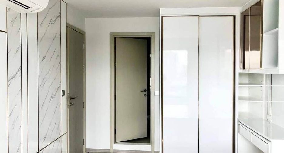 For rent 2 bedrooms condo in Chatuchak, Bangkok