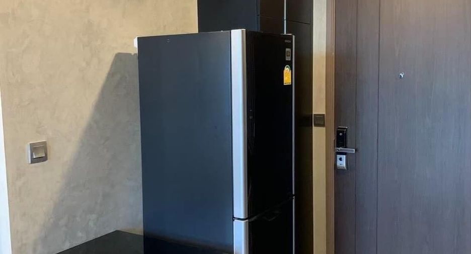 Condo en alquiler de 1 habitaciones en Bang Rak, Bangkok