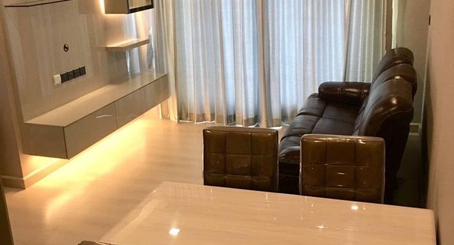 For rent 2 bedrooms condo in Phaya Thai, Bangkok