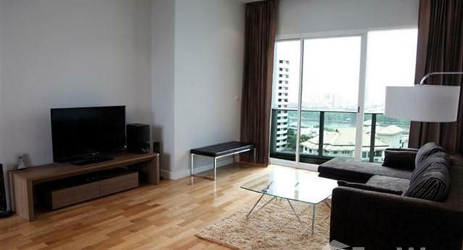 For rent 2 bedrooms condo in Khlong Toei, Bangkok