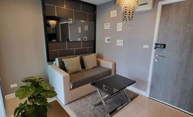 For rent 1 bed condo in Phaya Thai, Bangkok