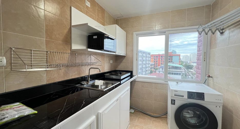 For rent 2 bedrooms condo in Huai Khwang, Bangkok