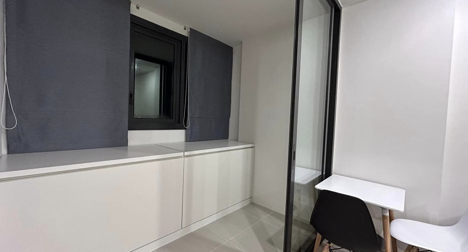 For rent 1 Beds condo in Huai Khwang, Bangkok