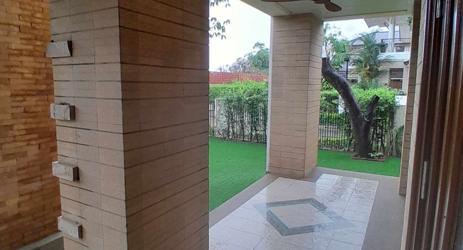 Haus zur Miete mit 5 Zimmer in Suan Luang, Bangkok
