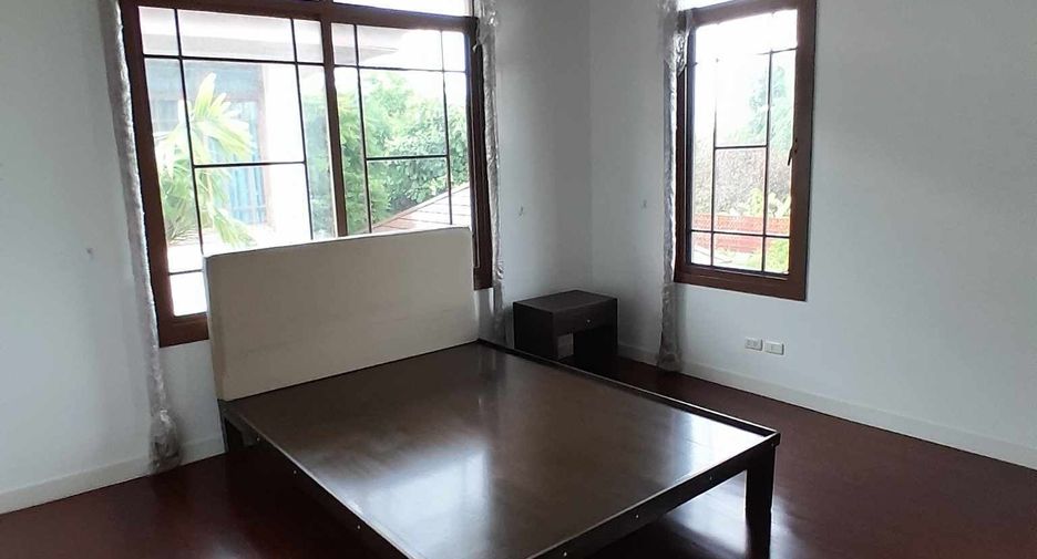 Haus zur Miete mit 5 Zimmer in Suan Luang, Bangkok
