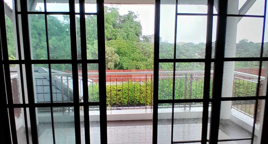 Haus zur Miete mit 5 Zimmer in Suan Luang, Bangkok