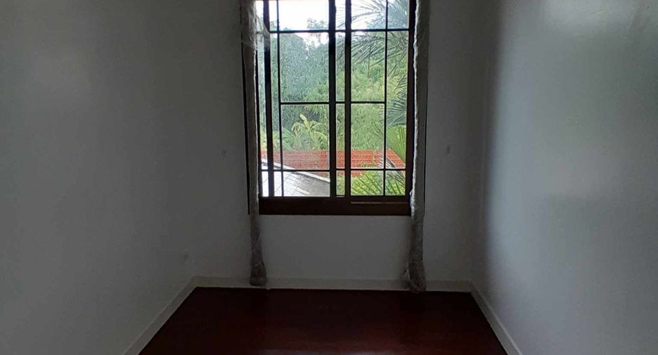 Haus zur Miete mit 5 Zimmer in Suan Luang, Bangkok